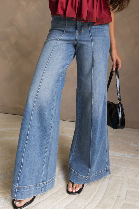 Seamlessly Sassy Wide-Leg Jeans